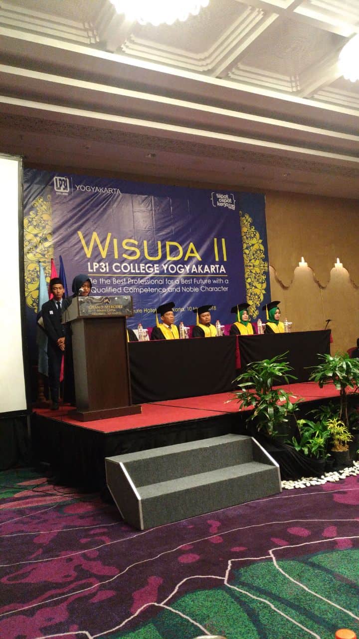 Pelaksanaan wisuda LP3I College Yogyakarta