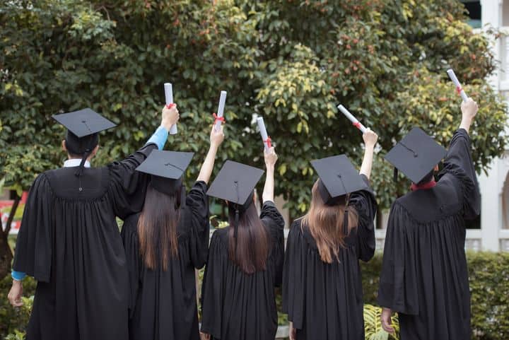 Motivasi Setelah Lulus SMA, Apa yang Ada di Pikiran Anak-anak Zaman Now - blog1