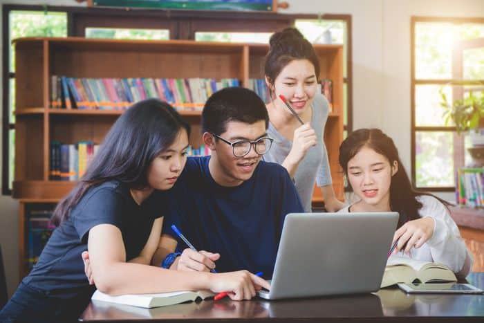 10 Tips Cerdas Memilih Perguruan Tinggi Swasta 2020 - Blog 1