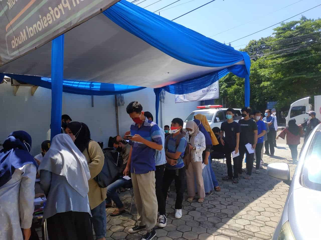 Politeknik LP3I Jakarta Kampus Depok Turut Mengadakan kegiatan Vaksinasi COVID-19